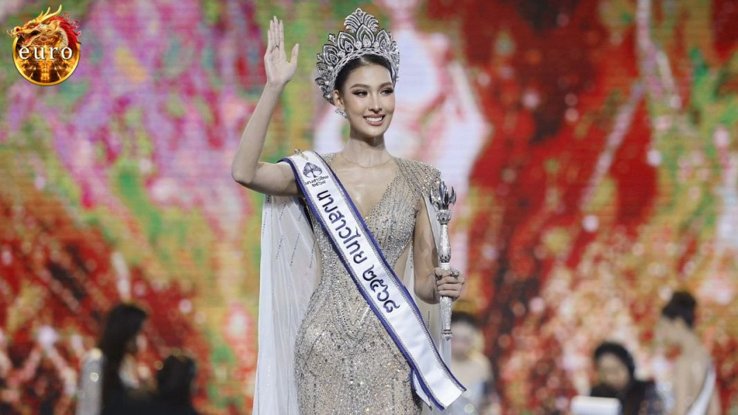 บทความ สวยหวานไม่ค้านสายตา หมูแฮม โชตินภา อดีตนักแสดงช่อง 7 คว้ามงกุฎนางสาวไทย 2568